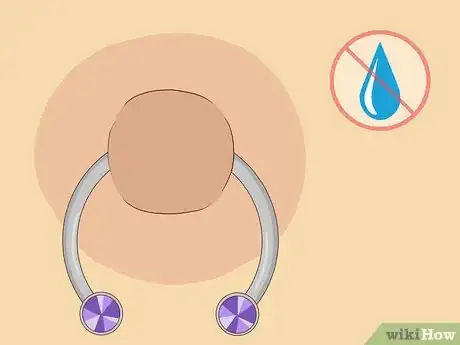 Imagen titulada Care for a Nipple Piercing Step 14