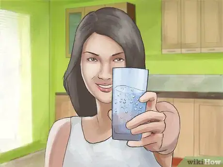 Imagen titulada Get Your Eight Glasses of Water a Day Step 8