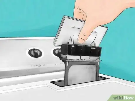 Imagen titulada Keep Lint off Clothes in the Dryer Step 2