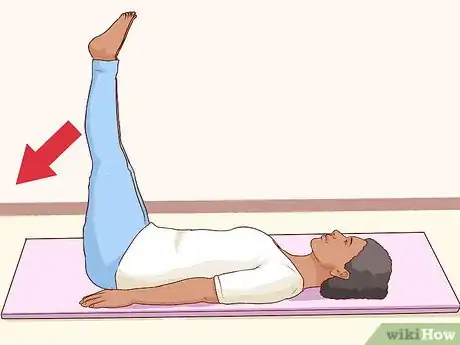 Imagen titulada Do the Corkscrew in Pilates Step 8