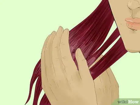 Imagen titulada Dye the Underlayer of Your Hair Step 15