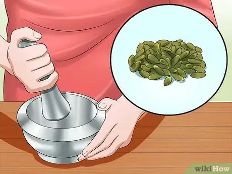 Imagen titulada Treat Dog Worms With Food and Herbs Step 7