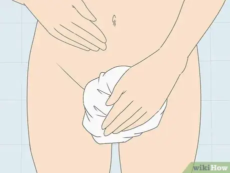 Imagen titulada Use Feminine Wash Step 6