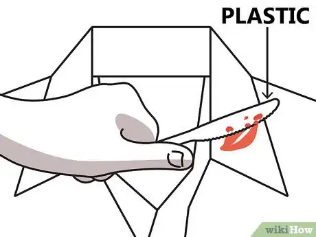 Imagen titulada Get a Makeup Stain out of Clothes Without Washing Step 16