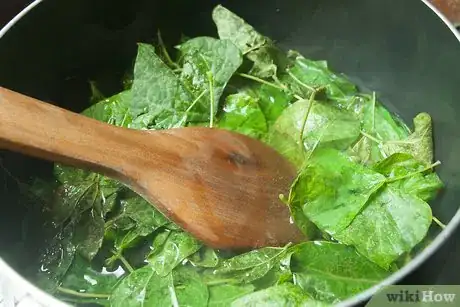 Imagen titulada Cook Turnip Greens Step 5