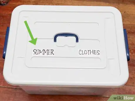 Imagen titulada Pack Clothes for Moving Step 11