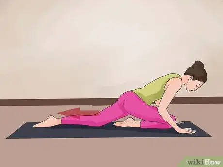 Imagen titulada Do the Yoga Pigeon Pose Step 12
