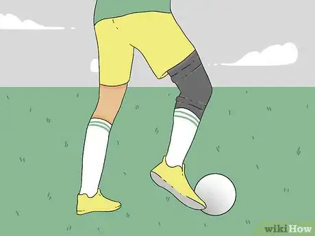 Imagen titulada Wear a Knee Brace Step 11