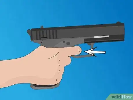 Imagen titulada Reload a Pistol and Clear Malfunctions Step 19