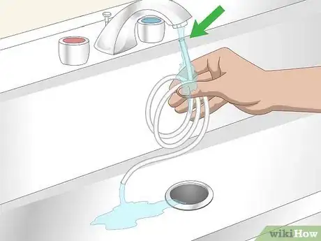 Imagen titulada Clean Breast Pump Tubing Step 2