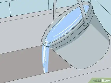 Imagen titulada Clean a Bathtub with Bleach Step 4