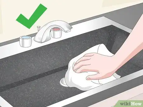 Imagen titulada Clean a Black Sink Step 7