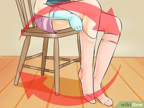 Imagen titulada Put on Compression Stockings Step 12