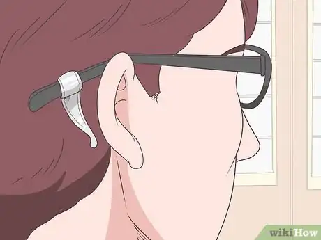 Imagen titulada Keep Glasses from Slipping Step 4