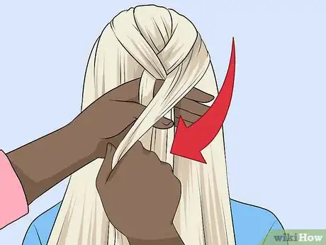 Imagen titulada Start a French Braid Step 10