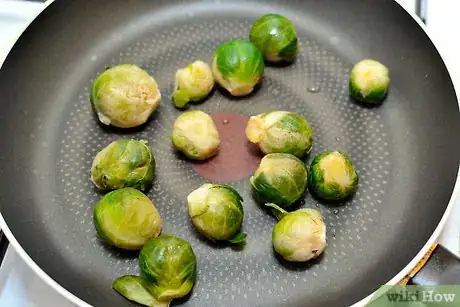 Imagen titulada Lessen the Strong Taste of Brussels Sprouts Step 6