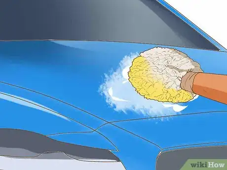 Imagen titulada Wash a Car by Hand Step 7