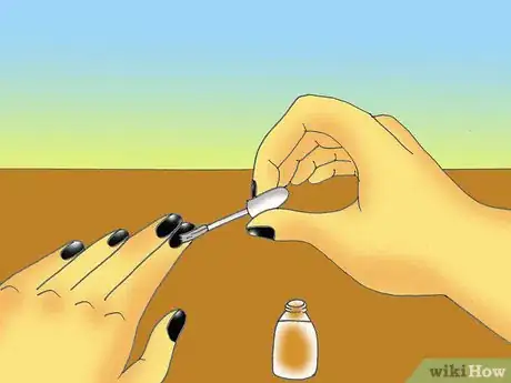 Imagen titulada Paint Your Nails for School if You Are a Guy Step 8