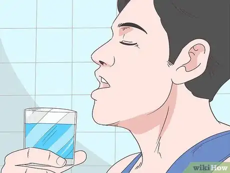 Imagen titulada Get Rid of a Sore Throat Quickly Step 1
