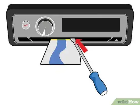 Imagen titulada Remove a Stuck CD from a Car CD Player Step 22