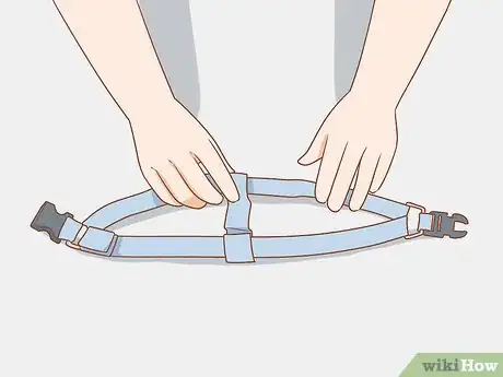 Imagen titulada Put on a Dog Harness Step 1