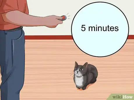 Imagen titulada Train Your Cat to Listen Step 6