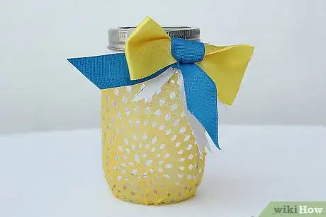 Imagen titulada Decorate a Mason Jar Step 34