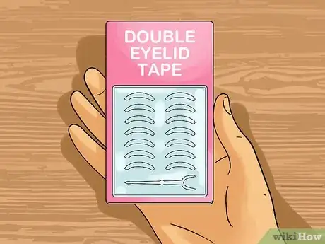 Imagen titulada Make a Double Eyelid Step 1