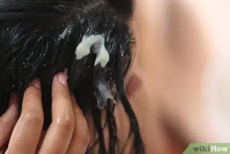 Imagen titulada Kill Head Lice Naturally Step 6