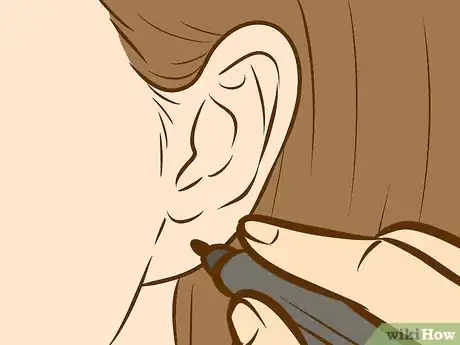 Imagen titulada Get Your Ears Pierced Step 10