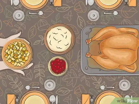 Imagen titulada Host a Thanksgiving Dinner Step 13