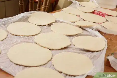 Imagen titulada Make Your Own Tortillas Step 19