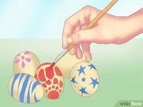 Imagen titulada Make Dinosaur Eggs Step 7