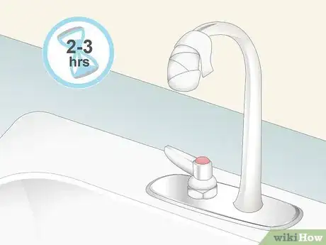 Imagen titulada Clean Limescale Off Taps Step 12