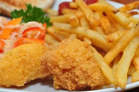 Imagen titulada Mmm...hush puppies n fries