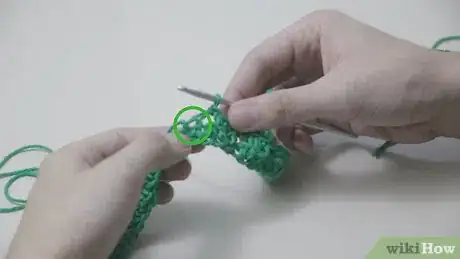 Imagen titulada Single Crochet Step 1