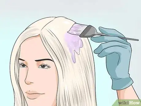 Imagen titulada Get White Hair Step 28