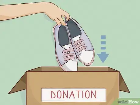 Imagen titulada Donate Clothing to Charity Step 12