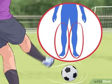 Imagen titulada Play Forward in Soccer Step 5