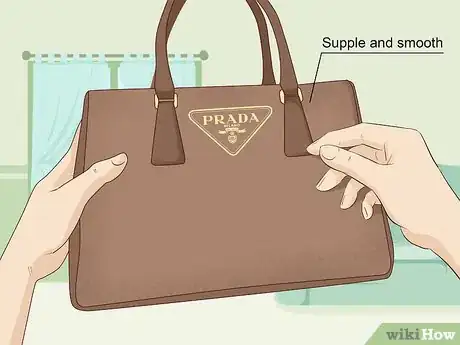 Imagen titulada Spot a Fake Prada Purse Step 9.jpeg