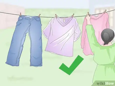 Imagen titulada Dry Clothes Washed by Hand Step 14