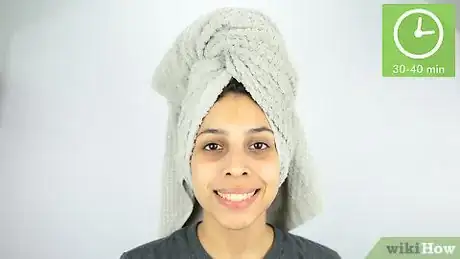 Imagen titulada Wrap Your Hair in a Towel Step 8