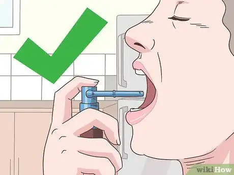 Imagen titulada Treat a Sore Throat After Throwing Up Step 5