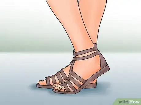 Imagen titulada Make Your Feet Look Smaller Step 6