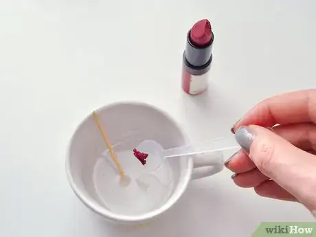 Imagen titulada Make Lip Balm with Petroleum Jelly Step 7