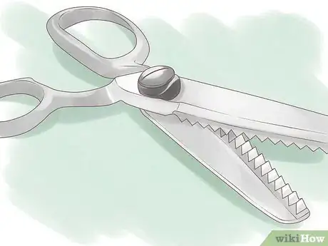 Imagen titulada Use Pinking Shears Step 1