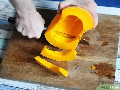 Imagen titulada Peel an Acorn Squash Step 17