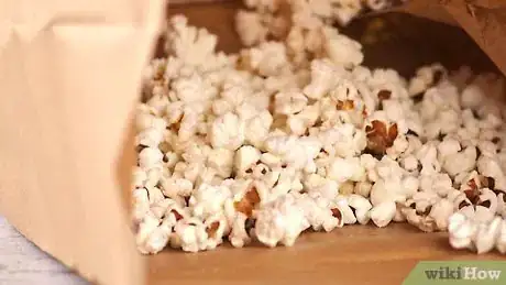 Imagen titulada Make Homemade Popcorn Step 12