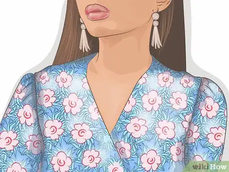 Imagen titulada Tie a Wrap Dress Step 11