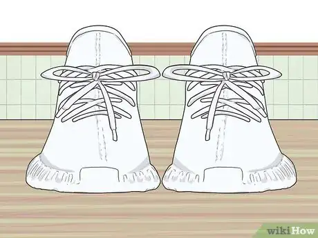 Imagen titulada Keep Yeezys Clean Step 12